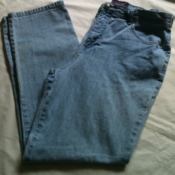 👏SOLD🍁🍂G.V. JEANS🍁🍂