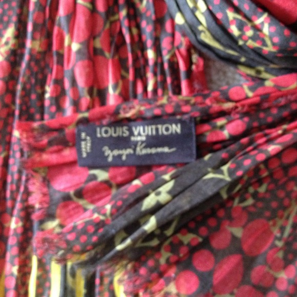 No longer available -Authentic LV Kusama - Picture 2 of 3