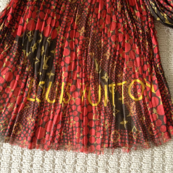 No longer available -Authentic LV Kusama - Picture 3 of 3