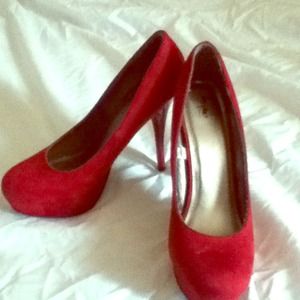 Apple Red Party Heels <3