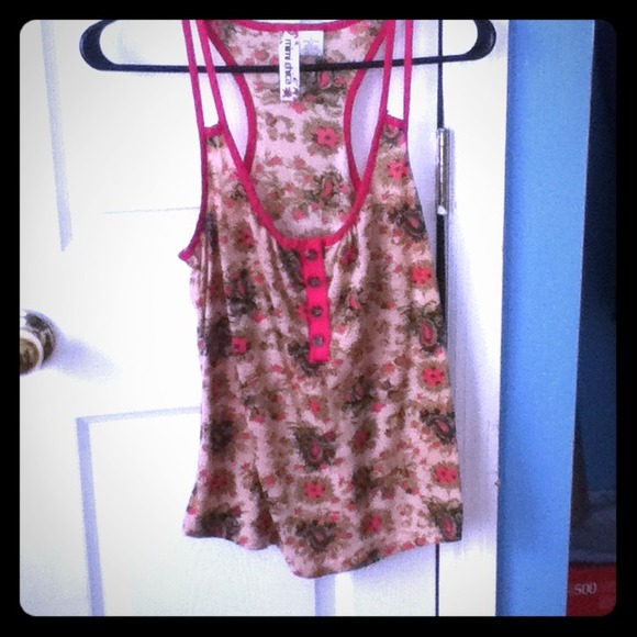 Floral tank