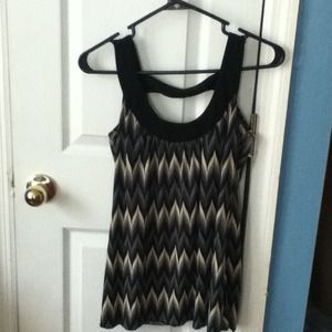 Chevron top