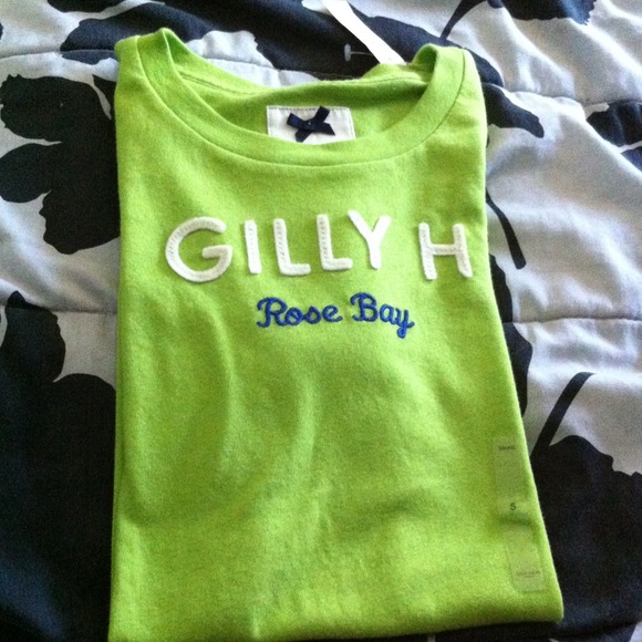 NWT Gilly Hicks Graphic Tee - Picture 1 of 4