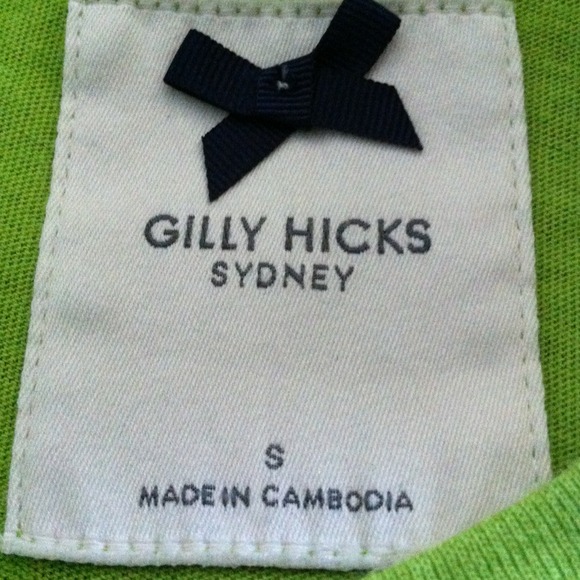 NWT Gilly Hicks Graphic Tee - Picture 2 of 4
