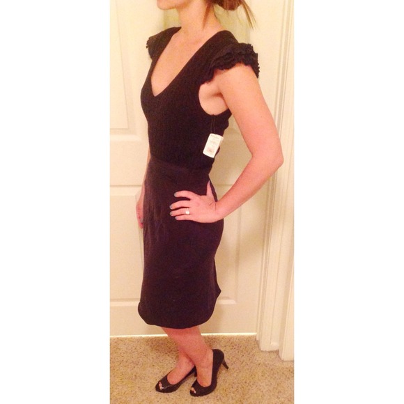 BCBGMaxAzria Dresses & Skirts - BCBG Maxazria Black Pencil Dress