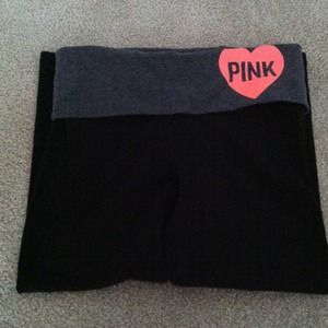 VS Pink yoga capris