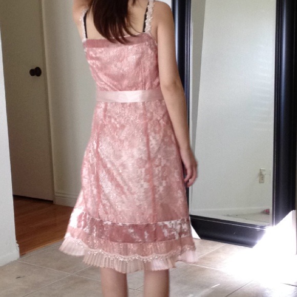 Moiselle shiny light pink pascal flower dress. - Picture 3 of 4