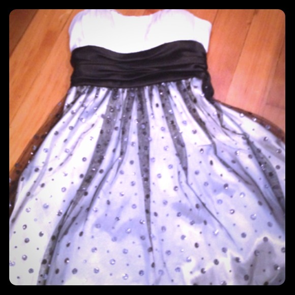 Dolka dot dress