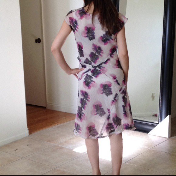 Max summer flower dress. Like brand new condition - Picture 3 of 4