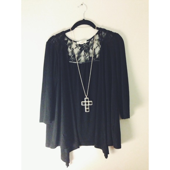 ❌SOLD❌Black Forever 21 Cardigan with lace