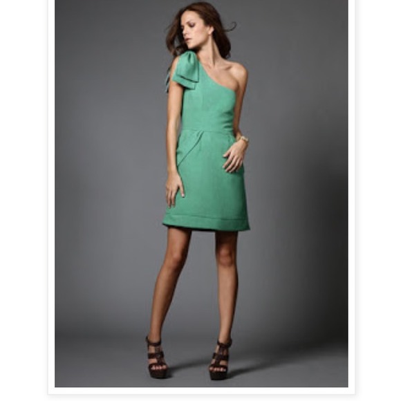 Doucette Duvall Emerald Green Dress - Picture 4 of 4