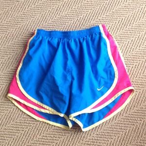 Running shorts