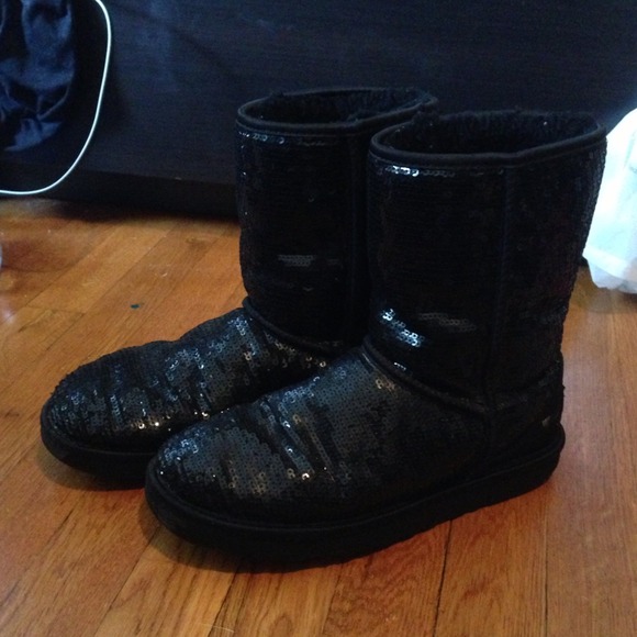 Sparkly black uggs