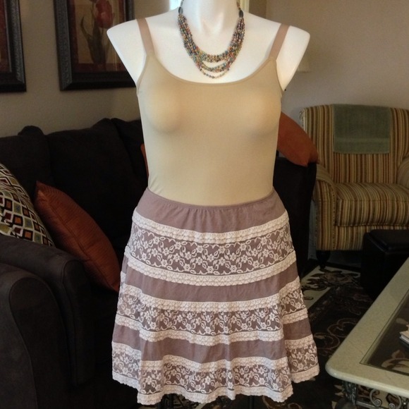 Max Edition Dresses & Skirts - Max Edition Lacy Lattice Skirt XL