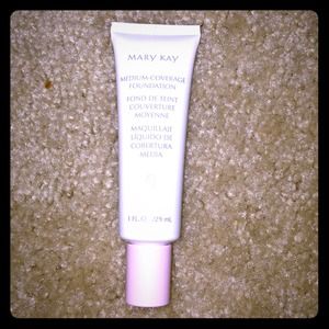 Mary Kay beige 304 medium coverage foundation