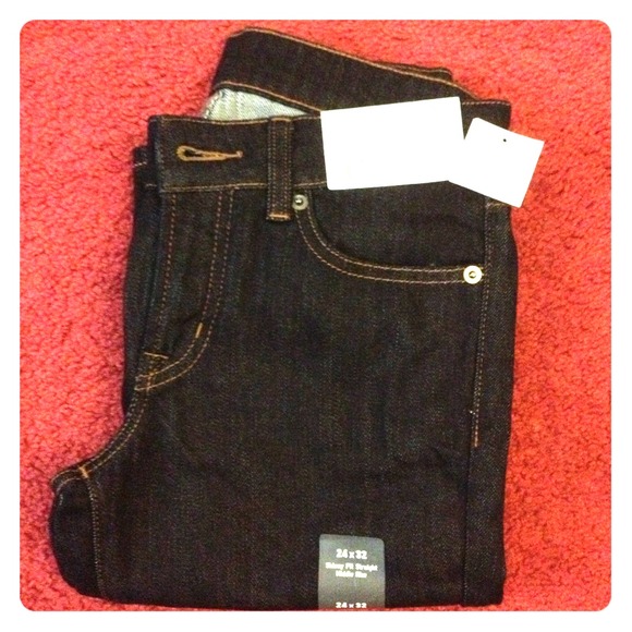 UNIQLO Skinny Fit Straight Jeans