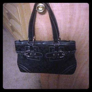 Authentic coach purse :)