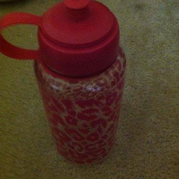 Vs pink water bottle