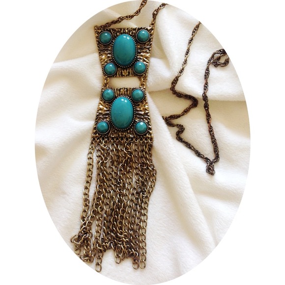 ✨SOLD✨ Beautiful Antique Gold Turquoise Necklace