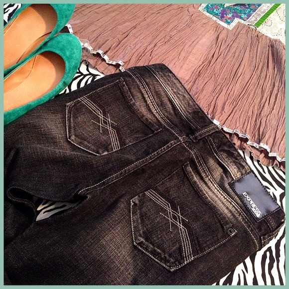 💣SALE🎉BRAND NEW DISTRESSED EXPRESS - Picture 2 of 3