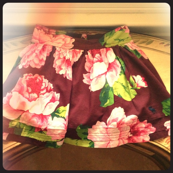 Abercrombie and Fitch skater skirt