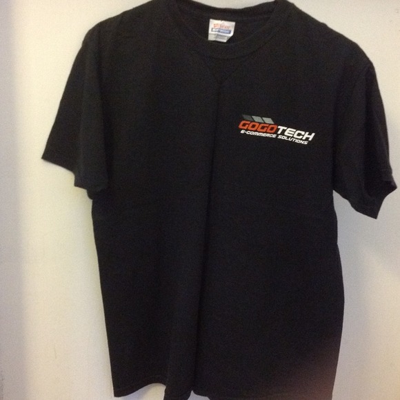Black House Shirt