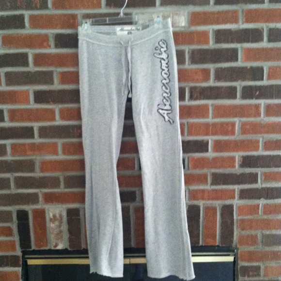 Abercrombie and Fitch pants - Picture 2 of 3