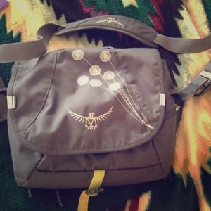 Osprey packs flap hill mini- computer courier