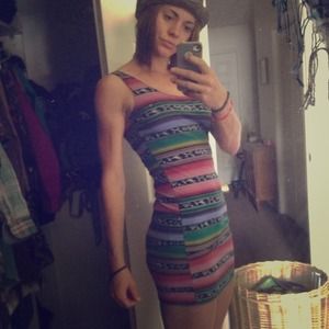 Pattern fitted dress