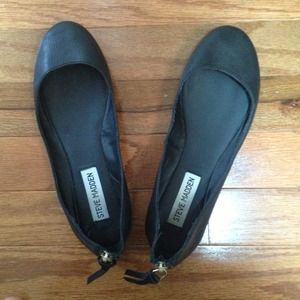 Steve Madden flats