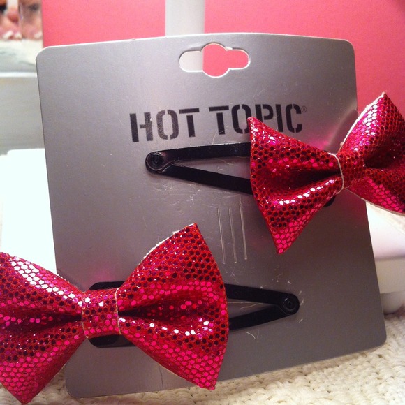 Accessory bundle! - Picture 3 of 4