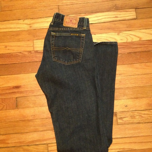 @puelladecaelo Lucky Brand dark jeans never