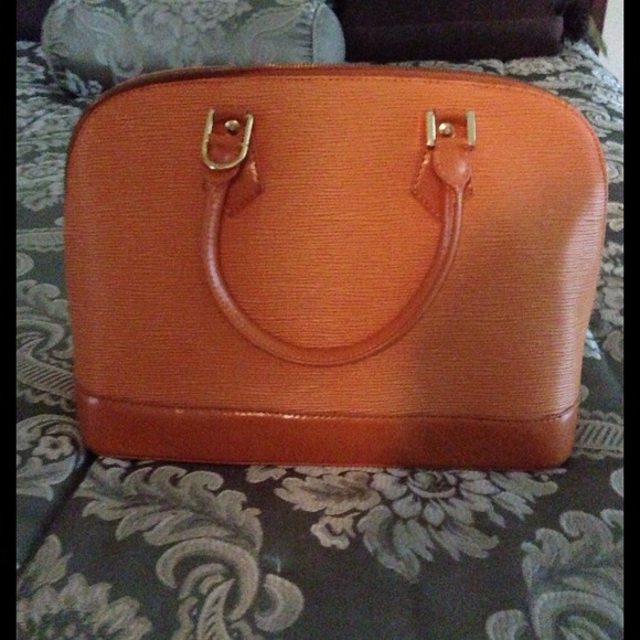 Handbag
