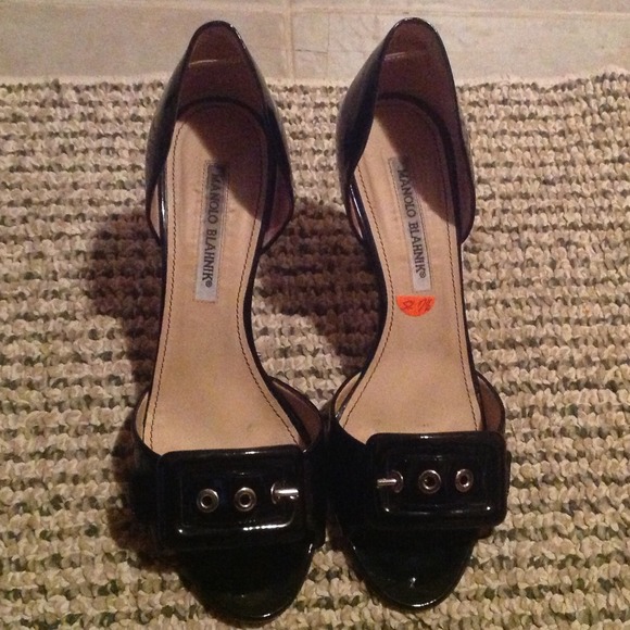 Manolo Blahnik Black Patent Peep Toe Pumps Sz 37.5 - Picture 3 of 4