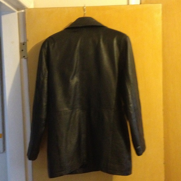 ❄️Black leather jacket❄️ - Picture 2 of 2