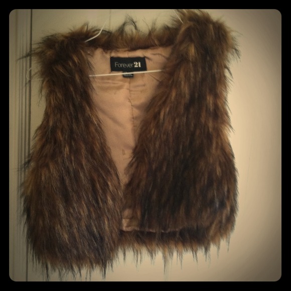 Forever 21 faux fur vest