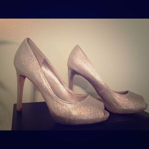 Glitter heels * make every night a fairy tale "