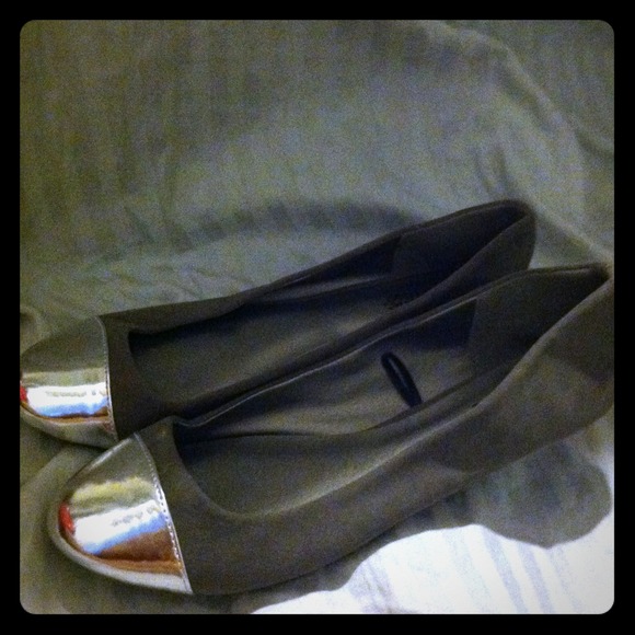 🔖Traded🔖🌺Charlotte Russe flats! 🌺