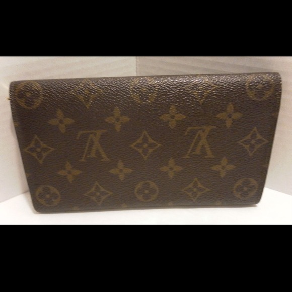 🚫🚫SOLD!!🚫🚫 AUTHENTIC!! LV wallet - Picture 2 of 4