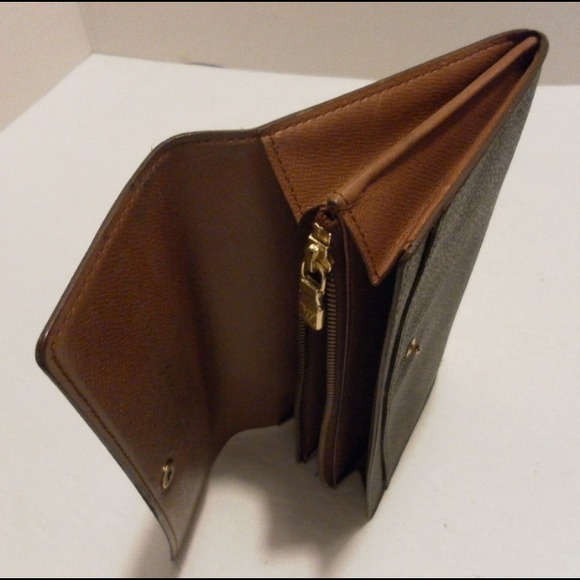 🚫🚫SOLD!!🚫🚫 AUTHENTIC!! LV wallet - Picture 4 of 4