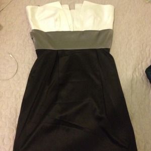 REDUCED 2B Bebe White, grey &black strapless dress