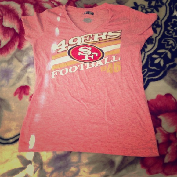 49ers t-shirt