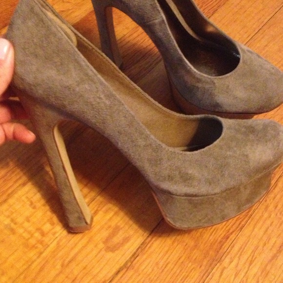 Platform pumps - Picture 3 of 4