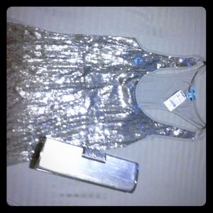 Shine bright 💎Tank and clutch bundle!💎