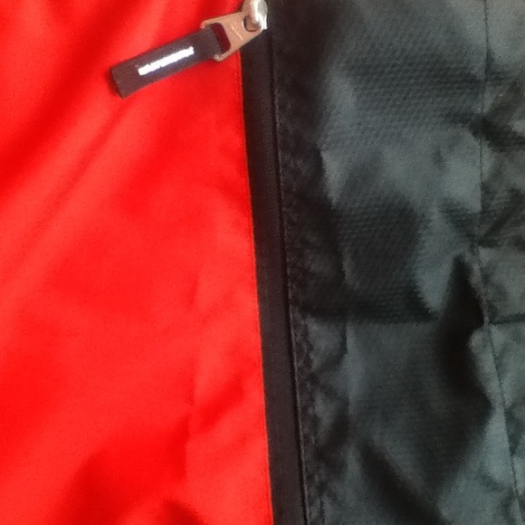 Nike sports bag - Picture 2 of 2