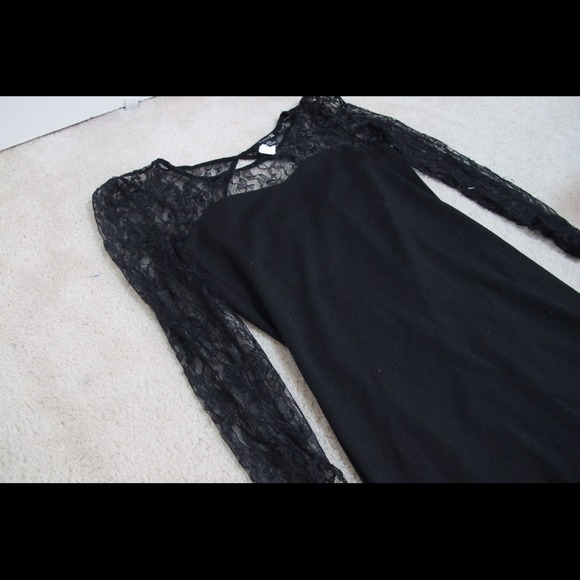 Lace Sleeves Sweetheart Dress