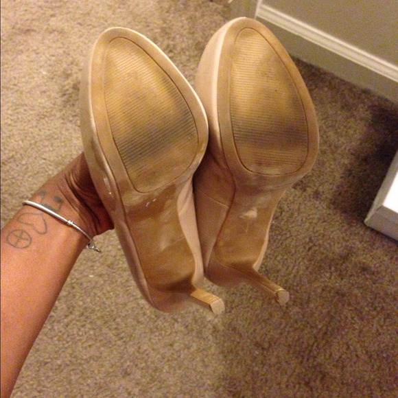 ☑ 🔴S O L D 🔴☑ Blush Steve Madden Pumps - Picture 2 of 2