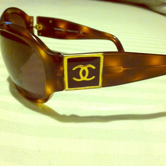 🚫SOLD!!🚫💰Authentic!!!  Chanel Sunglasses! 👓