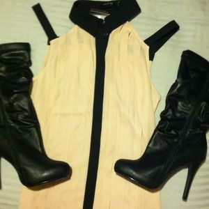 ⭐Traded!⭐Boot bundle!!⭐⭐Black boots & classy top!!
