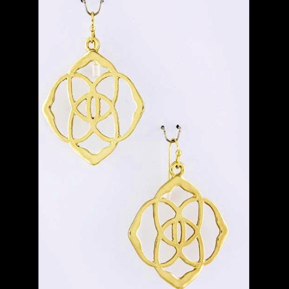Cicek Earrings